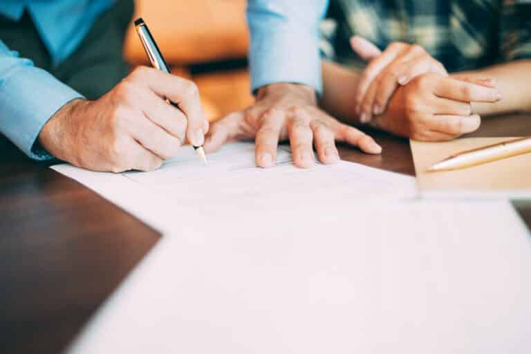Diferencias entre contratos civiles y mercantiles: guía práctica para no confundirse